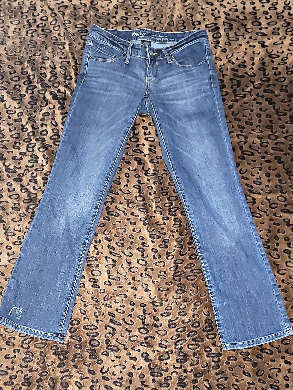 Mossimo Denim Low Rise Bootcut Jeans in Blue Waist 2S/C
